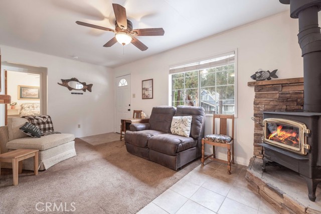 Detail Gallery Image 3 of 25 For 42637 La Placida, Big Bear Lake,  CA 92315 - 2 Beds | 1 Baths