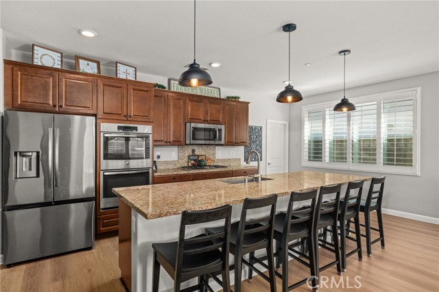 Detail Gallery Image 10 of 46 For 11923 Meander Way, Jurupa Valley,  CA 91752 - 4 Beds | 2 Baths