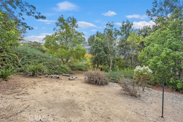 Detail Gallery Image 31 of 40 For 2114 Vista Valle Verde Dr, Fallbrook,  CA 92028 - 5 Beds | 3/1 Baths