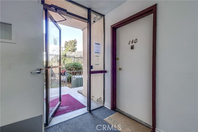 5585 E Pacific Coast, Long Beach CA: https://media.crmls.org/medias/b380d7be-b753-4949-9d2d-71567a04ab49.jpg