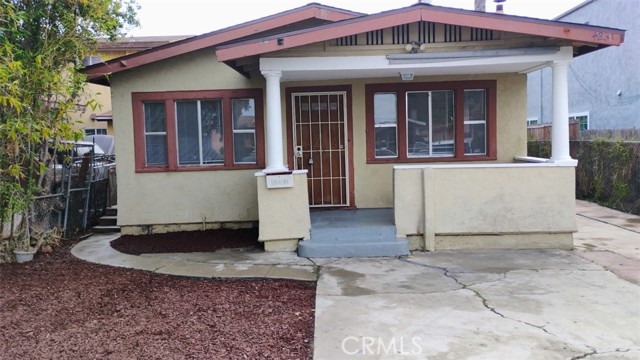Detail Gallery Image 1 of 20 For 4231 42nd St, San Diego,  CA 92105 - 3 Beds | 2 Baths