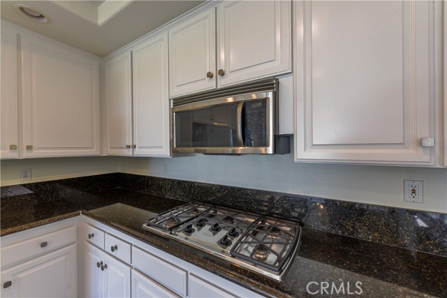 Detail Gallery Image 15 of 69 For 21455 Birdhollow Dr, Rancho Santa Margarita,  CA 92679 - 4 Beds | 2/1 Baths