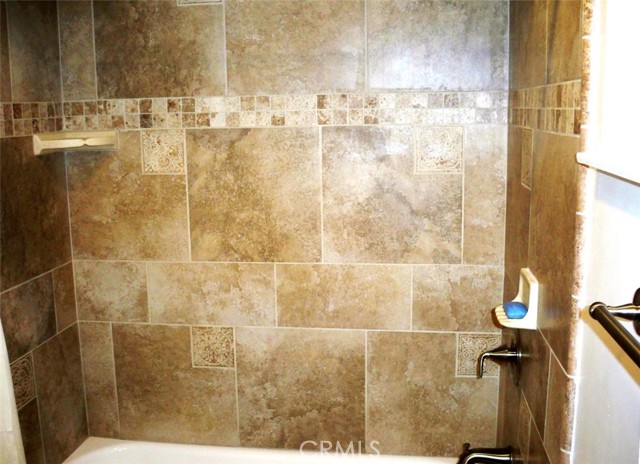 Detail Gallery Image 9 of 18 For 7100 Scarborough Peak, West Hills,  CA 91307 - 1 Beds | 1 Baths