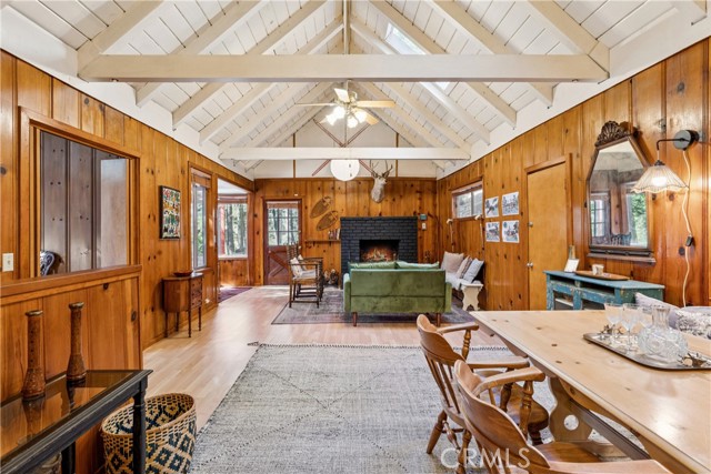 Detail Gallery Image 11 of 52 For 465 Blue Jay Canyon Road, Blue Jay,  CA 92317 - 3 Beds | 2 Baths