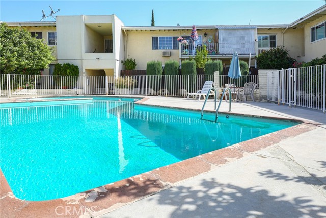 6000 Coldwater Canyon Avenue, 4 photo 7