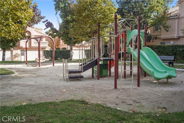 Detail Gallery Image 29 of 37 For 25132 Steinbeck Ave #F,  Stevenson Ranch,  CA 91381 - 2 Beds | 2 Baths
