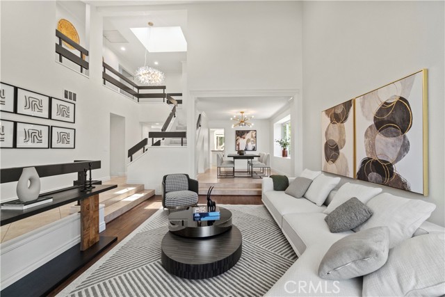 16 Harrisburg, Irvine CA: https://media.crmls.org/medias/b3831974-8020-44bc-83fa-72c7eeaa6d5c.jpg