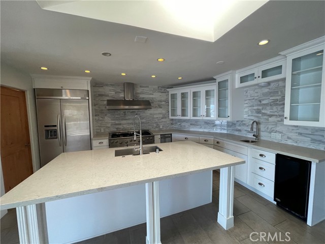 Detail Gallery Image 9 of 42 For 1911 Kings Rd, Newport Beach,  CA 92663 - 3 Beds | 3/1 Baths