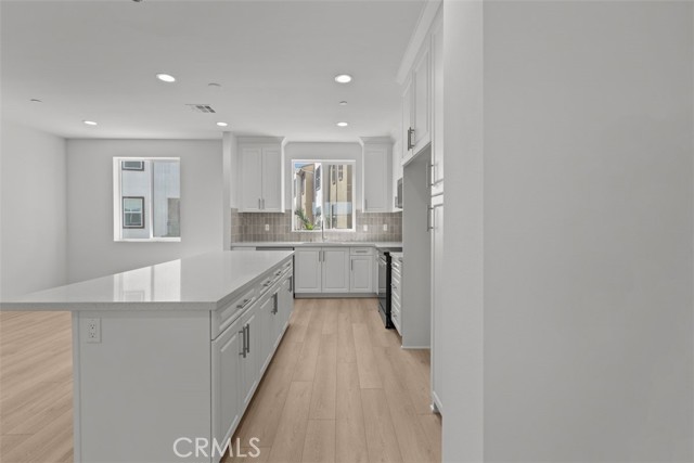 Detail Gallery Image 2 of 16 For 2430 E Lincoln Ave #4,  Anaheim,  CA 92806 - 4 Beds | 3/1 Baths