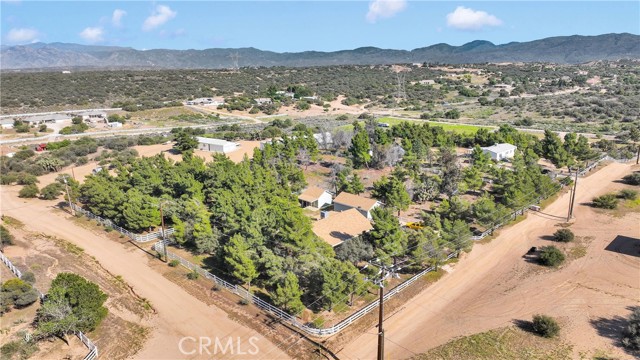 Detail Gallery Image 37 of 44 For 5635 Honeyhill Rd a & B,  Oak Hills,  CA 92344 - 3 Beds | 1 Baths