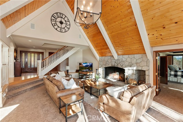 Detail Gallery Image 17 of 65 For 28175 North Shore Rd, Lake Arrowhead,  CA 92352 - 5 Beds | 5/1 Baths