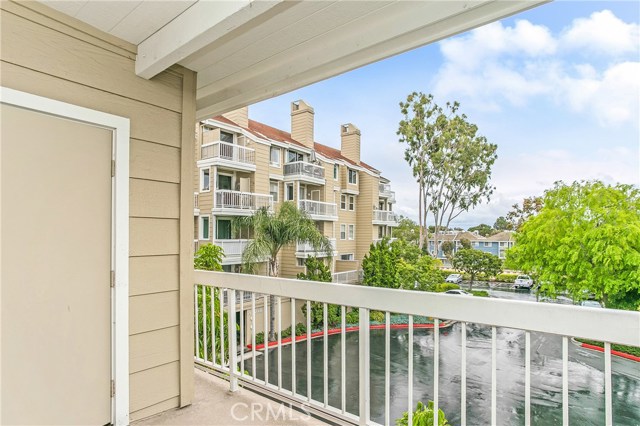 20371 Bluffside Circle #B209, Huntington Beach, CA 92646