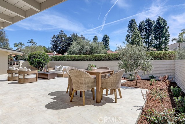 Detail Gallery Image 54 of 57 For 1500 via Arco, Palos Verdes Estates,  CA 90274 - 4 Beds | 3/1 Baths