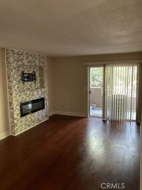 Image 3 of 13 For 2550 San Gabriel Way 202
