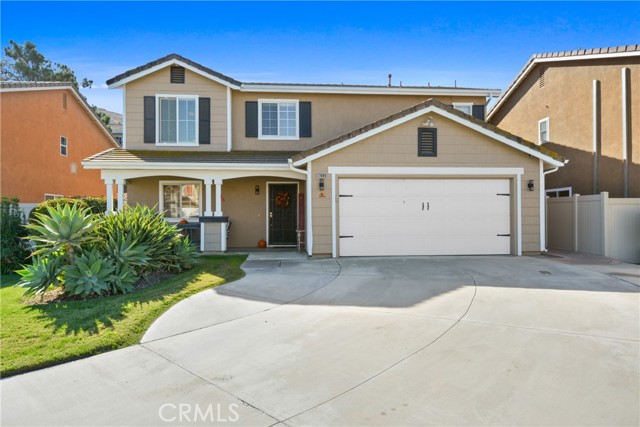 Detail Gallery Image 2 of 24 For 17049 La Vesu Rd., Fontana,  CA 92337 - 4 Beds | 2/1 Baths