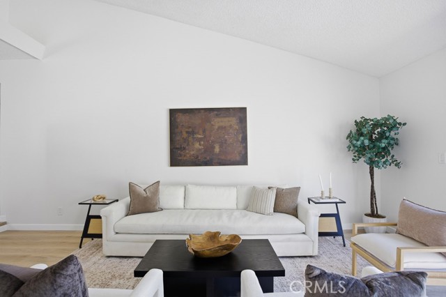 Detail Gallery Image 13 of 38 For 13513 Polk St, Sylmar,  CA 91342 - 3 Beds | 2 Baths