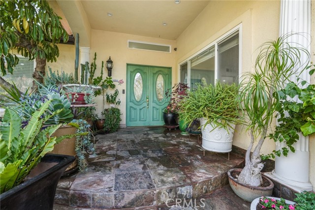 Detail Gallery Image 7 of 62 For 18760 Wells, Tarzana,  CA 91356 - 5 Beds | 4 Baths