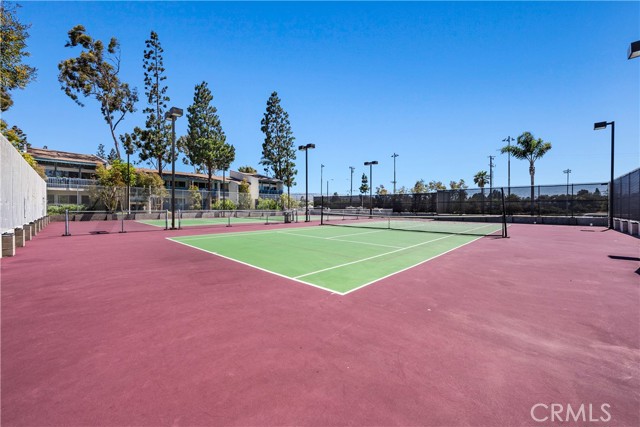 Detail Gallery Image 27 of 38 For 902 Camino Real #207,  Redondo Beach,  CA 90277 - 2 Beds | 2 Baths