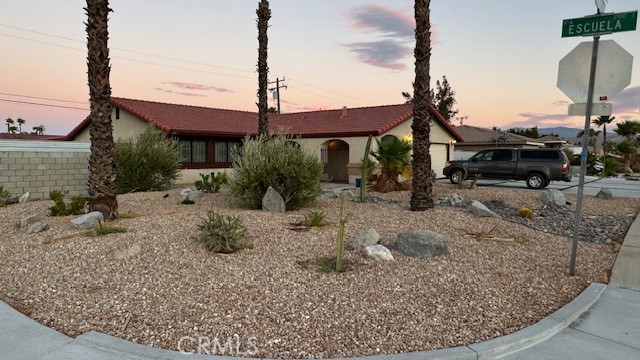 Detail Gallery Image 3 of 14 For 2088 N Cerritos Rd, Palm Springs,  CA 92262 - 3 Beds | 2 Baths