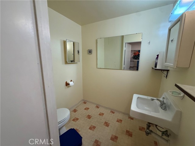 Detail Gallery Image 10 of 13 For 2706 W Avenue 30, Los Angeles,  CA 90065 - 4 Beds | 3 Baths