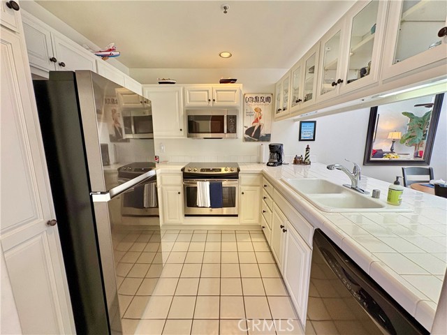 Detail Gallery Image 11 of 39 For 78 Playa Azul, Avalon,  CA 90704 - 1 Beds | 1 Baths