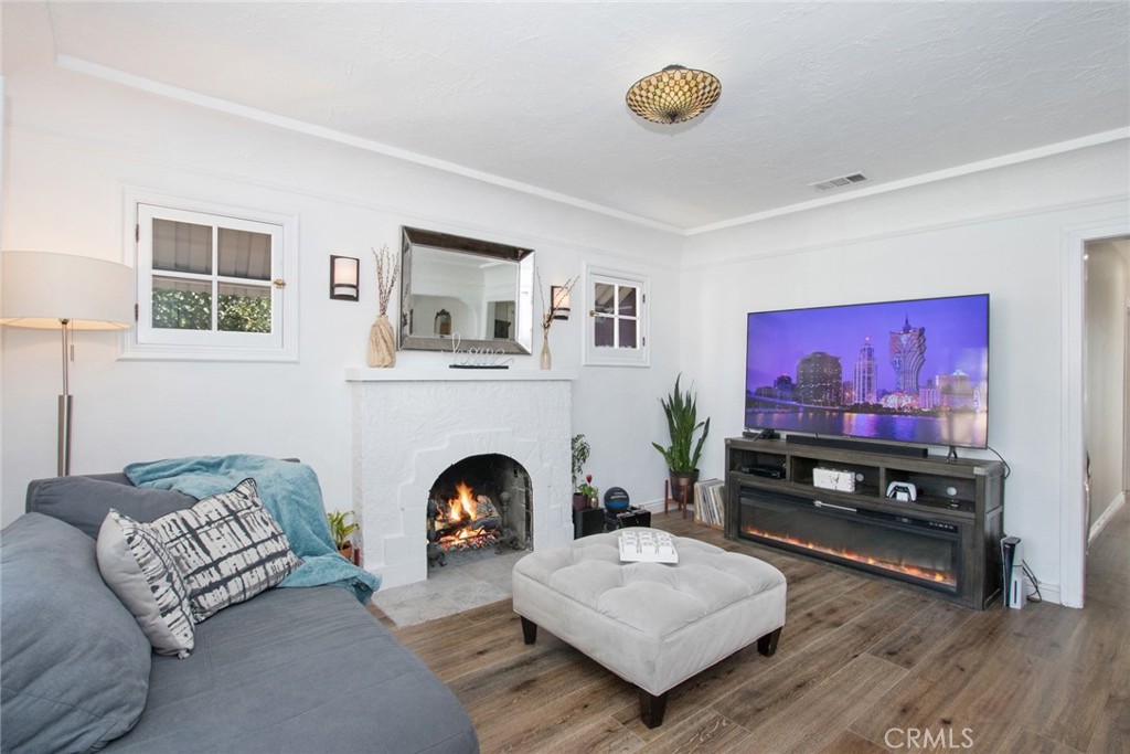211 N Frederic StreetBurbank img 34