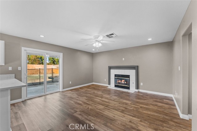 Detail Gallery Image 20 of 51 For 3910 Whirlwind Dr, Bakersfield,  CA 93313 - 3 Beds | 3 Baths