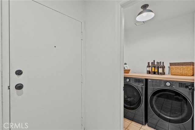 Detail Gallery Image 9 of 33 For 6475 Twin Circle Ln #3,  Simi Valley,  CA 93063 - 2 Beds | 2 Baths