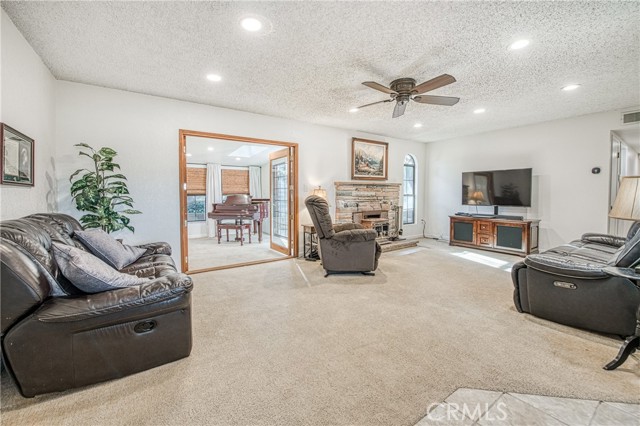 Image 4 of 74 For 30128 Auberry Rd