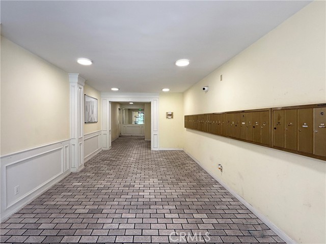 Detail Gallery Image 27 of 31 For 424 S Westmoreland Ave #306,  Los Angeles,  CA 90020 - 2 Beds | 2 Baths