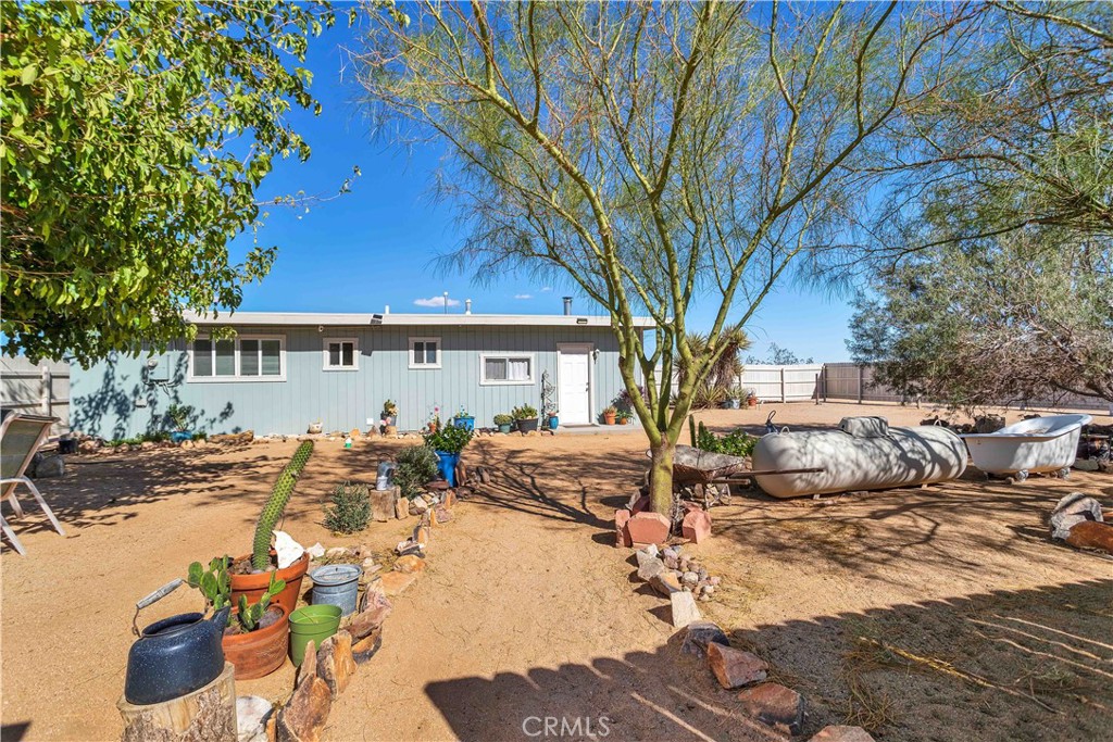 829 Cambria Avenue, Landers, CA 92285