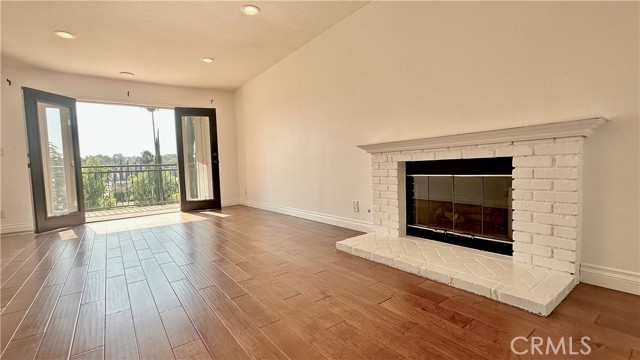 5433 Beeler Avenue, Woodland Hills CA: https://media.crmls.org/medias/b38e1063-e269-465e-ac5e-66c8f73ccbec.jpg