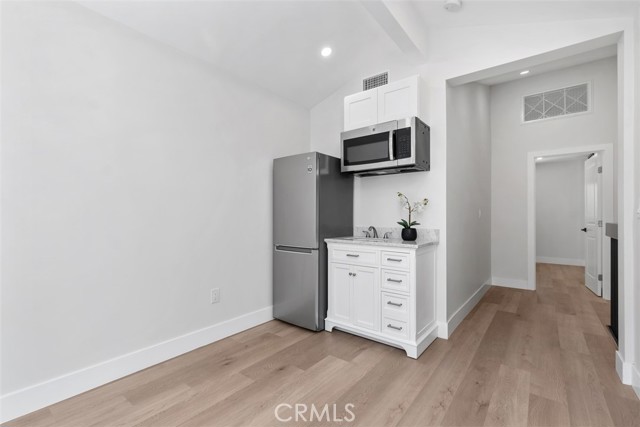 Detail Gallery Image 27 of 74 For 3871 Hendrix St, Irvine,  CA 92614 - 9 Beds | 9/2 Baths