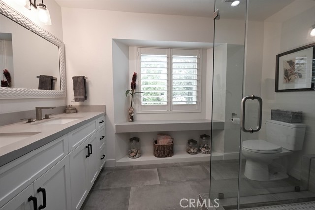 1222 S Westlake Boulevard, Westlake Village CA: https://media.crmls.org/medias/b38e6777-72fa-406b-891a-b554148654b2.jpg