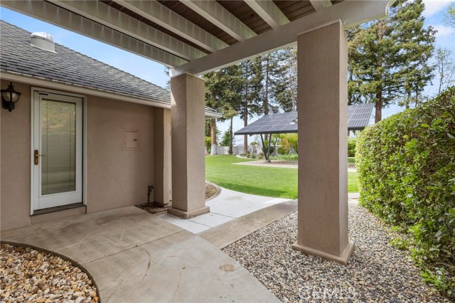 668 Gabriel Avenue, Yuba City CA: https://media.crmls.org/medias/b38e7522-432c-4274-807f-6c72321cf58d.jpg