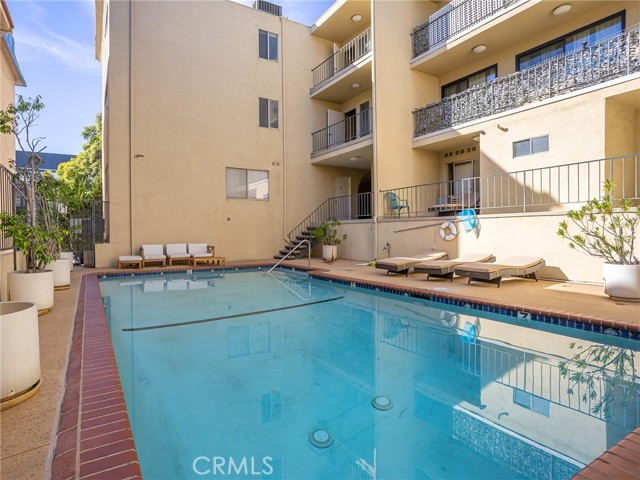 Detail Gallery Image 33 of 41 For 1410 S Bentley Ave #103,  –,  CA 90025 - 2 Beds | 2 Baths