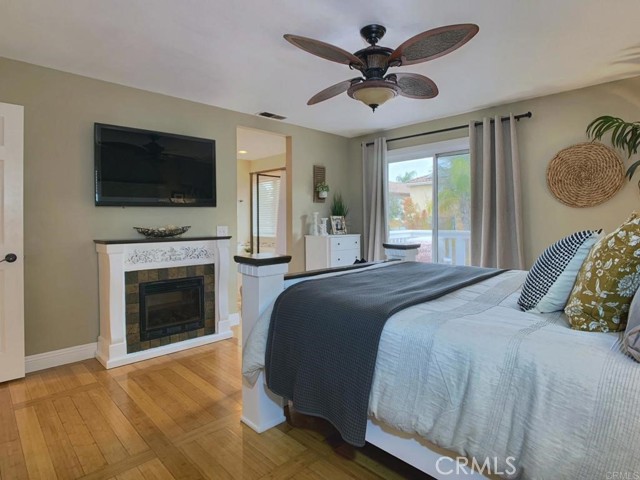 1242 Avenida Amistad, San Marcos CA: https://media.crmls.org/medias/b38fa828-29e4-461c-8406-2b659dd0c0e5.jpg
