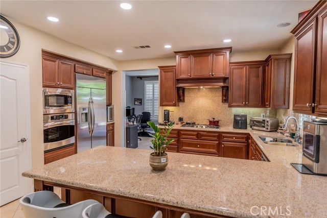 Detail Gallery Image 20 of 68 For 1251 W Daffodil Ave, La Habra,  CA 90631 - 4 Beds | 3/1 Baths