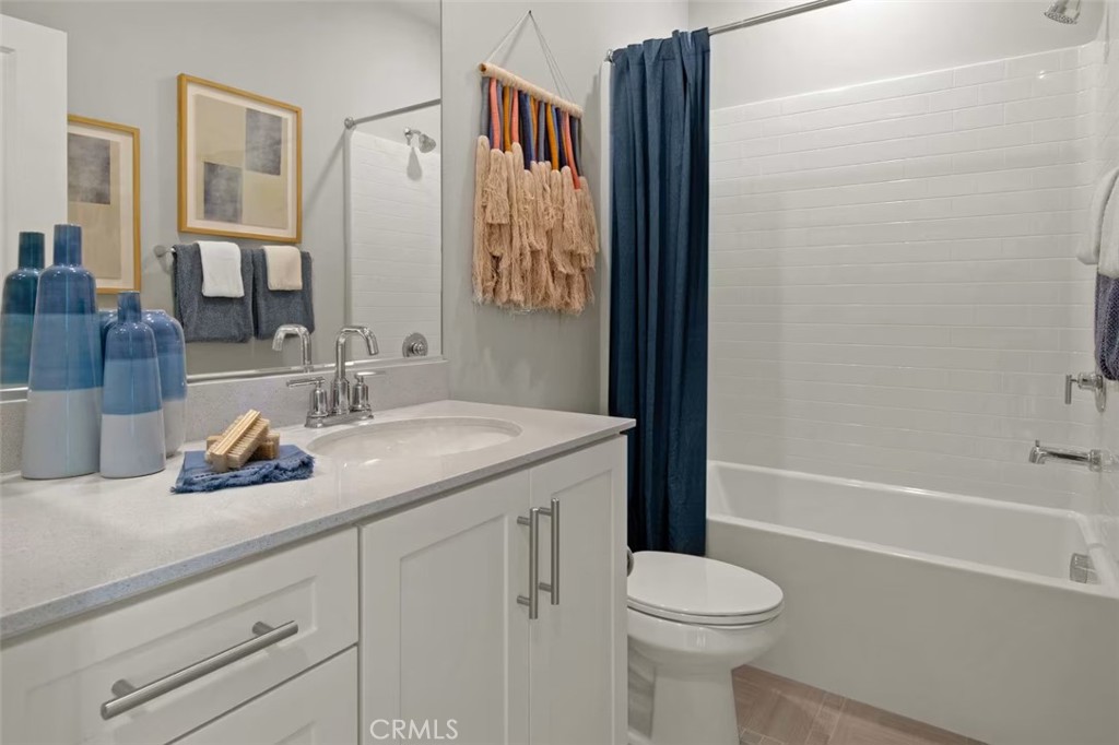 MLS #OC25254085 image #8