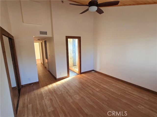 Detail Gallery Image 14 of 21 For 22865 Del Valle St #1,  Woodland Hills,  CA 91364 - 2 Beds | 2/1 Baths