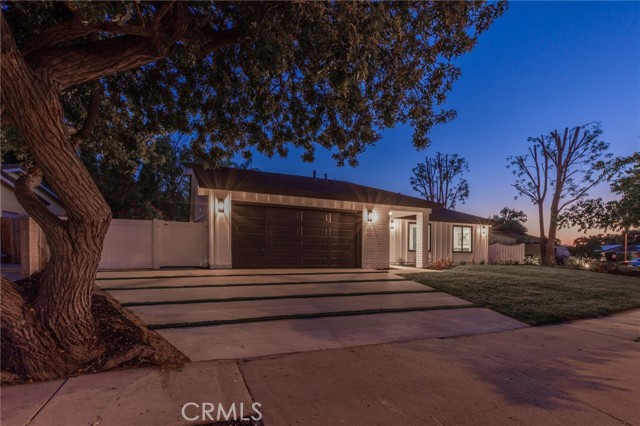 876 Ballina Court, Newbury Park CA: https://media.crmls.org/medias/b3925665-d7e3-4a61-8c30-faa45139e3b1.jpg