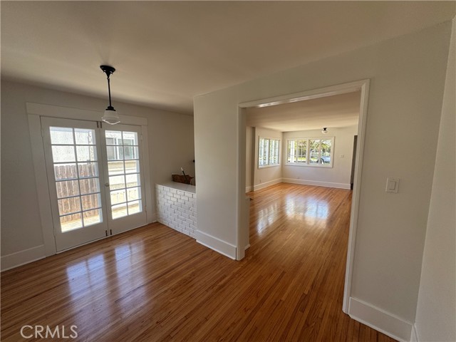 Detail Gallery Image 13 of 15 For 815 South Juanita, Redondo Beach,  CA 90277 - 4 Beds | 2 Baths