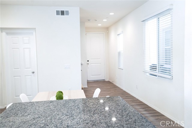 Detail Gallery Image 7 of 29 For 273 S Vermont Ave, Glendora,  CA 91741 - 3 Beds | 3 Baths