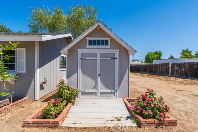 2878 2nd Street, Norco CA: https://media.crmls.org/medias/b393406b-ecca-4945-901c-4048d1d2cdd1.jpg