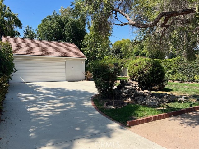 2265 Adair Street, San Marino CA: https://media.crmls.org/medias/b3937613-a02a-4811-bfba-0ccc7e183ef3.jpg