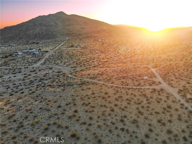 Detail Gallery Image 8 of 15 For 4195 Avenida Del Sol, Joshua Tree,  CA 92252 - – Beds | – Baths
