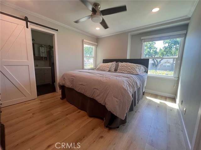 Detail Gallery Image 16 of 37 For 20933 Hemmingway St, Canoga Park,  CA 91304 - 4 Beds | 3 Baths