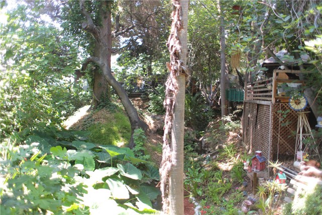 10799 Sherman Grove Avenue, Los Angeles CA: https://media.crmls.org/medias/b394d536-0a4c-4e2e-9b1f-3fbe1e1f9364.jpg