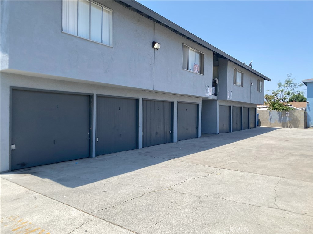 MLS #OC25179173 image #9