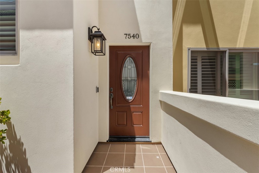 7540 Draper Ave - photo 7